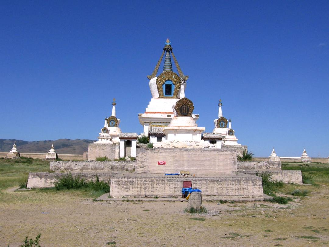 Stupa, kltern komplex Erdene Zuu, Charchorin, ajmag vrchangaj
